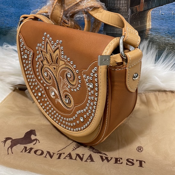 Montana West Crossbody Bag - Picture 3 of 6